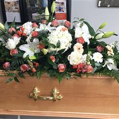 Peaches and creams coffin spray 