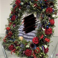 Standing photo frame 